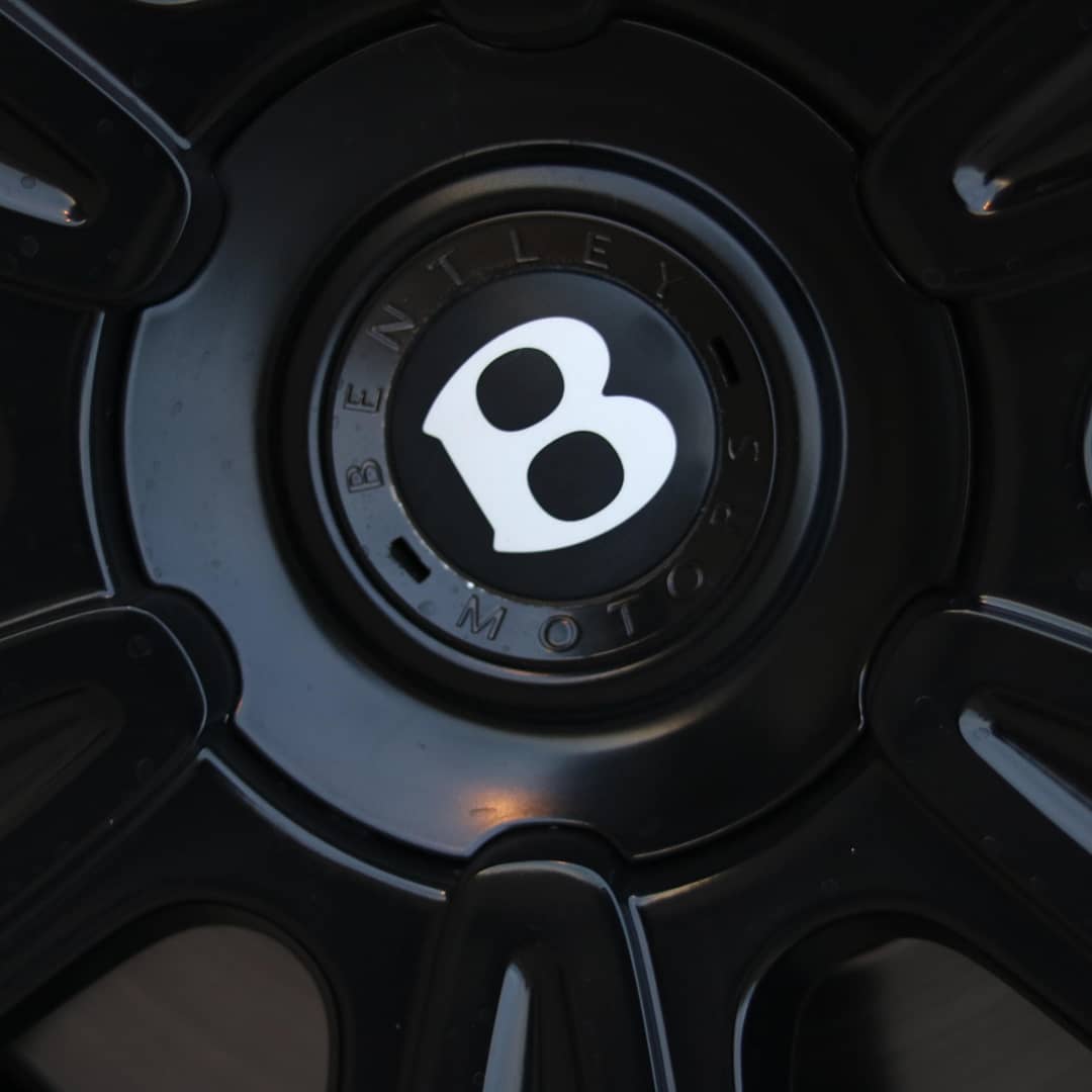 Bentley Wheel Logo