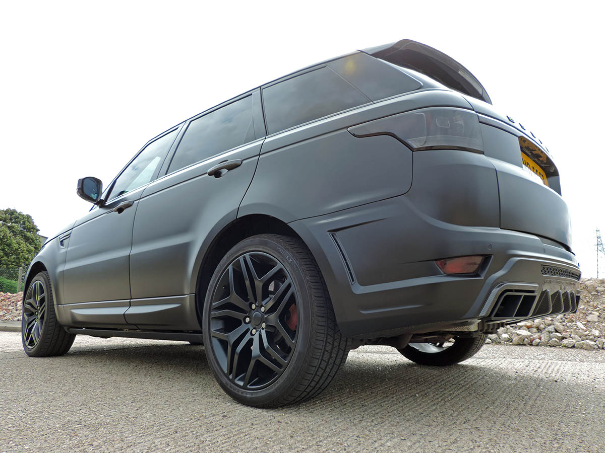 Custom Range Rover Sport body kit
